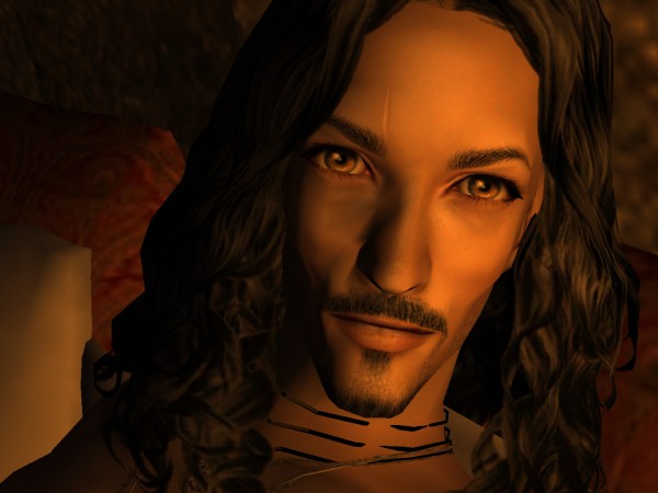 Gaethine's eyes were pink.